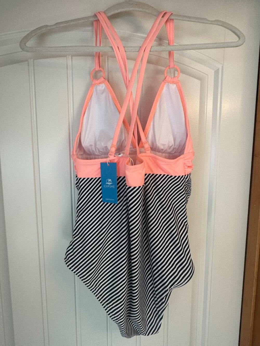 Cupshe Peachy and Striped Tummy Control One Piece Swimsuit Women's Size Large
